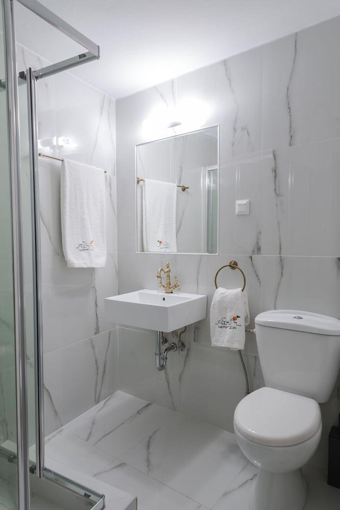 Neratzia Rooms Атина Екстериор снимка