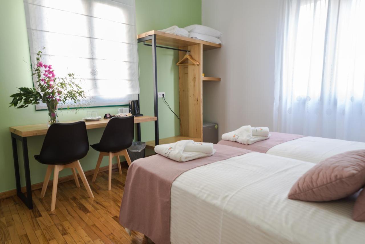Neratzia Rooms Атина Екстериор снимка